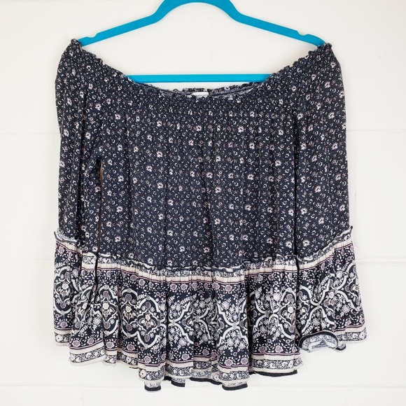 American Eagle Outfitters Tops - AEO Off Shoulder Ruffle Top